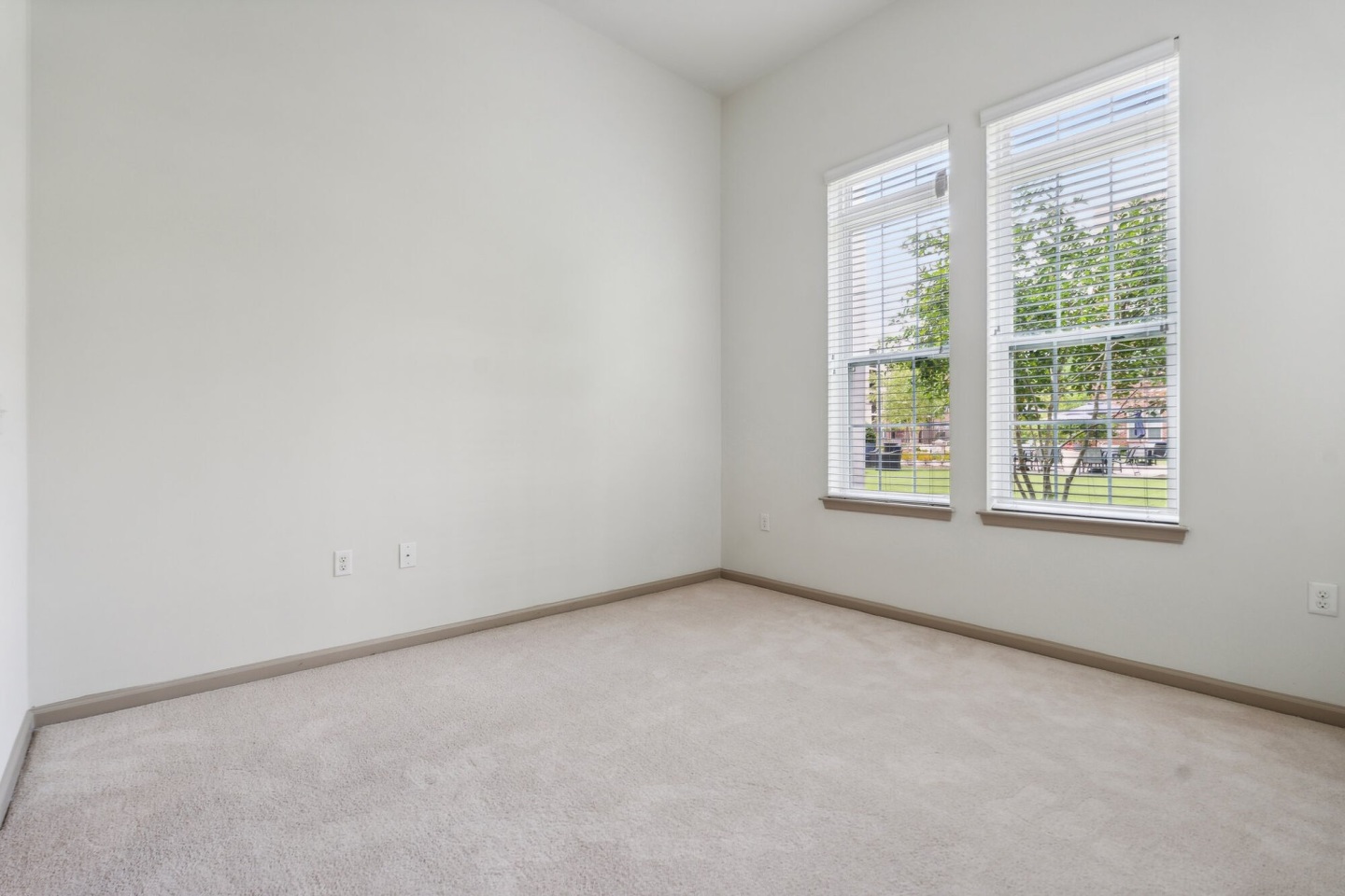 322 Baldwin Image 11