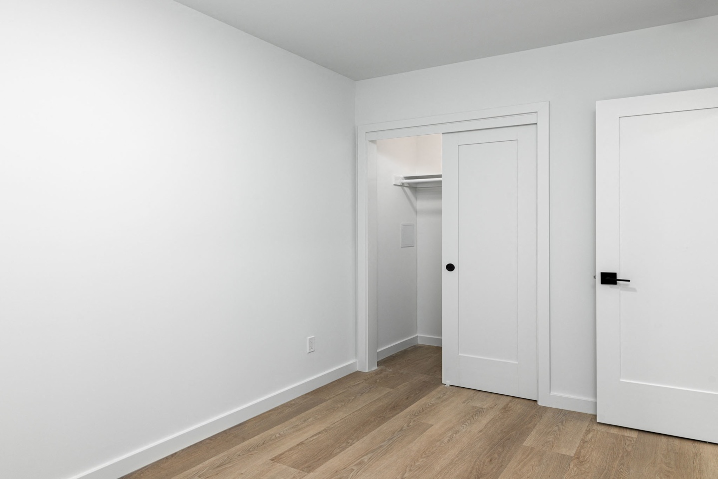 1725 TURK Street Image 12
