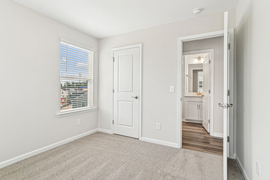 Westmont Village Image 18