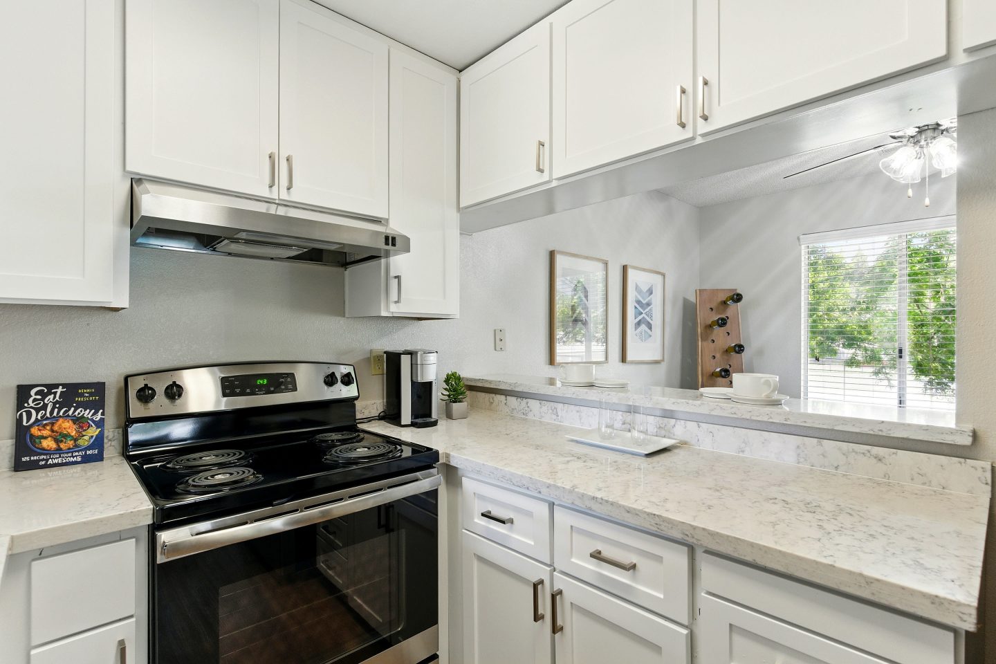 The Grove Luxury Apartments Image 37
