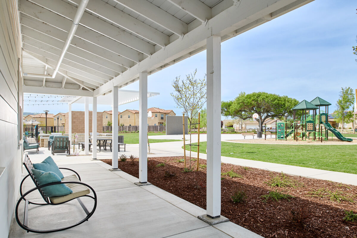 Blue Oak Apartments Image 8