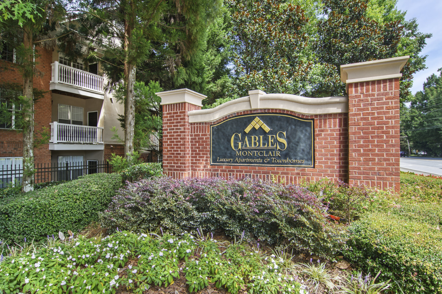 Gables Montclair Image 20