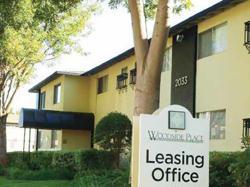 Woodside Place Apartments Image 15