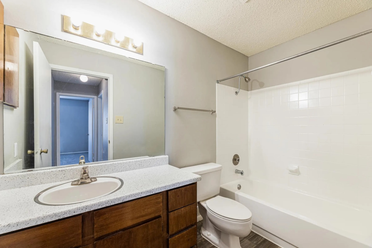 The Camaron Townhomes & Flats Image 83