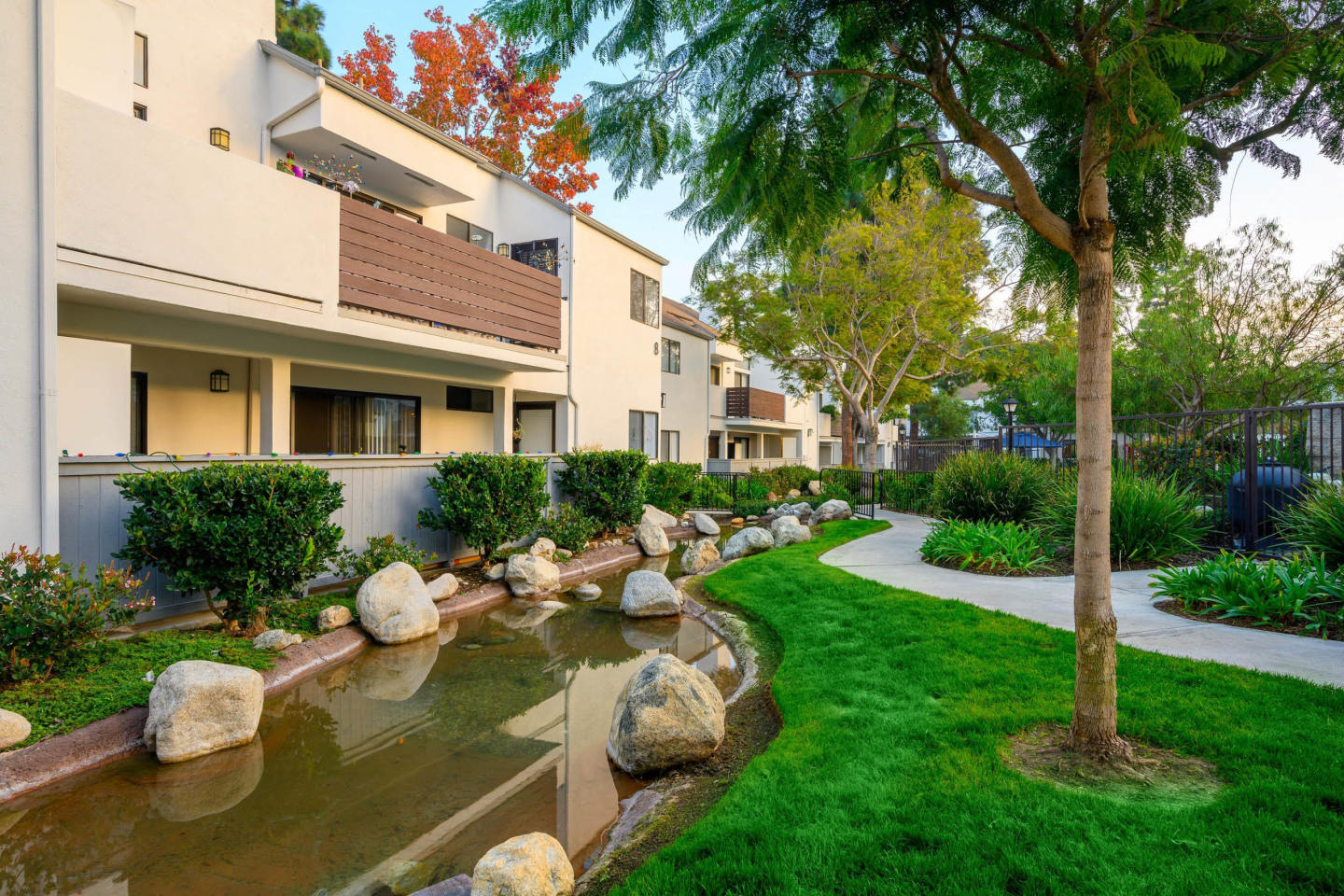 Sendero Huntington Beach Image 27