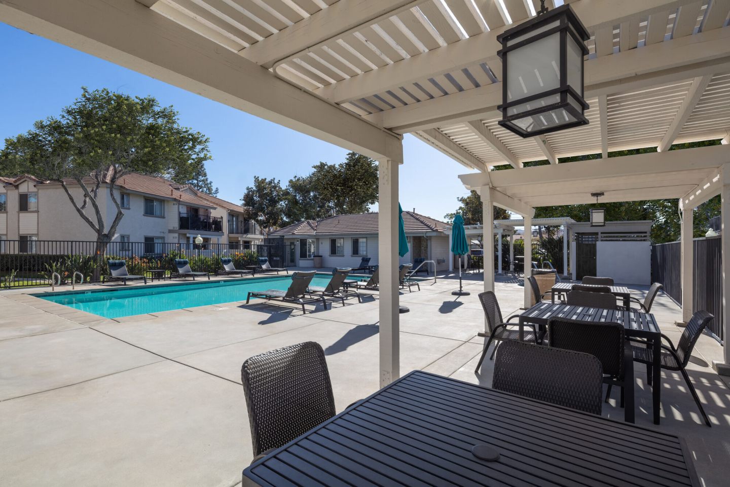 Somerset Apts. Image 10