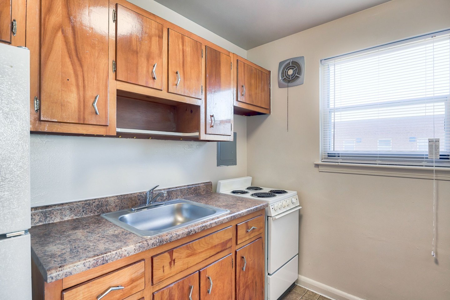 Maplewood Apts Image 3