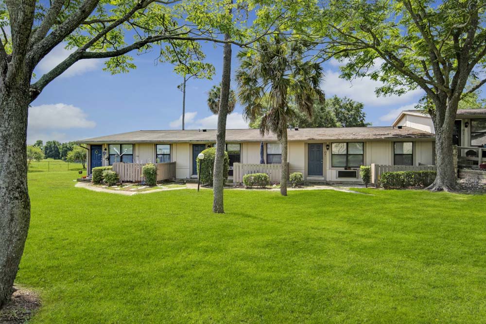 Applewood Apartments Image 7