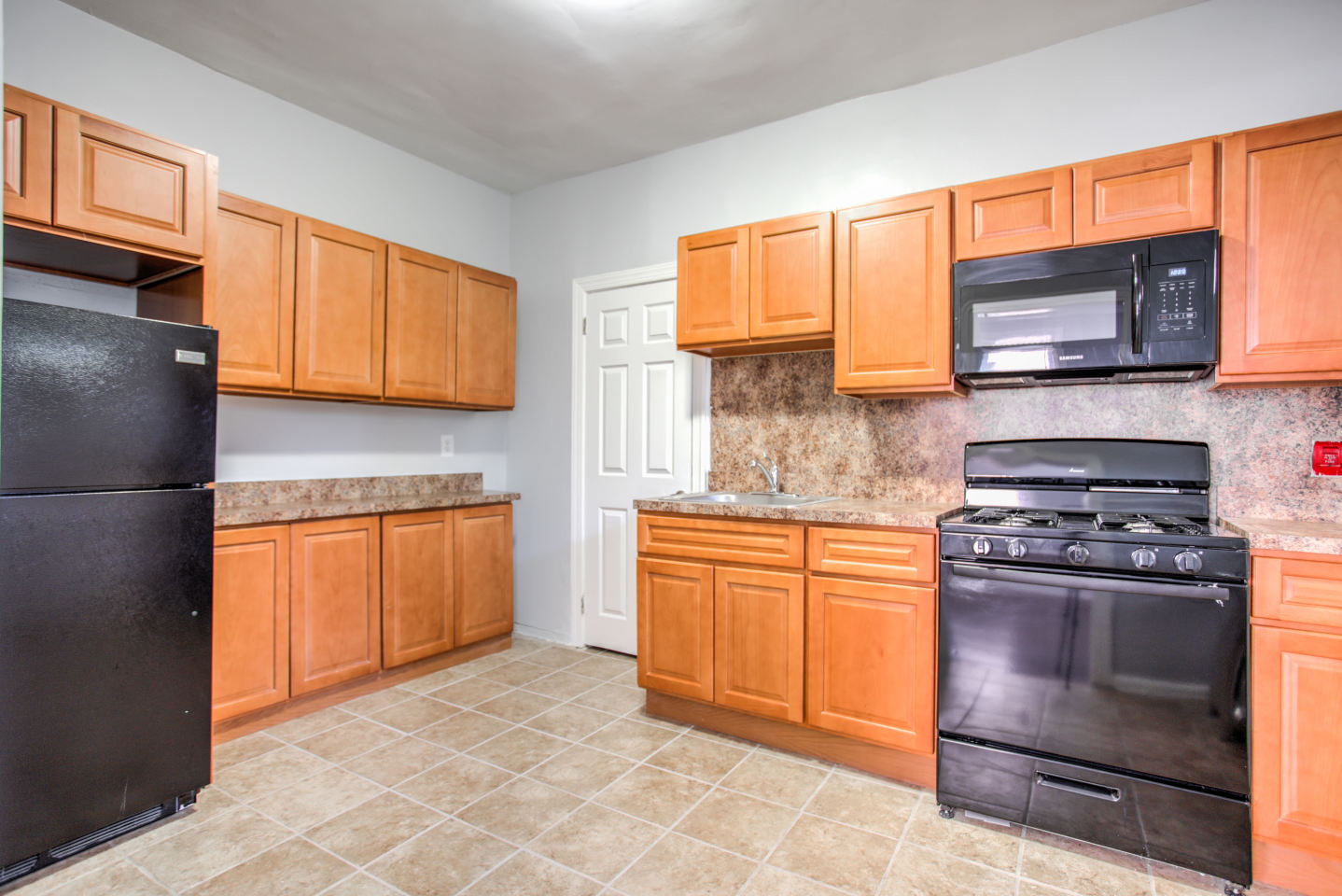 Student housing - Spruce Hill Court Image 8
