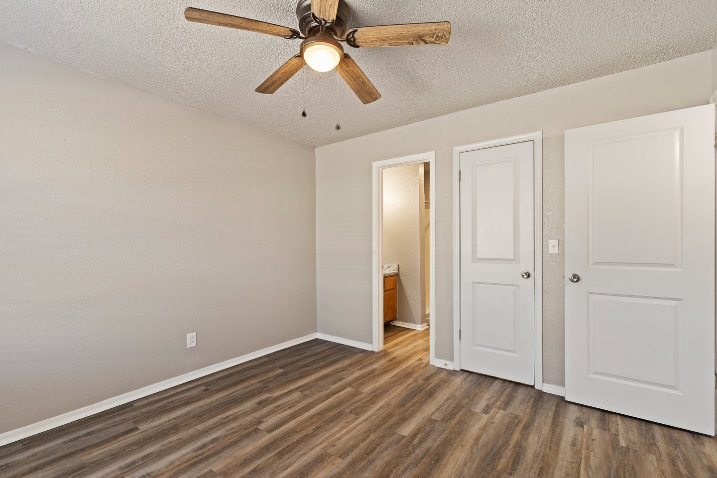 Country Creek Image 15