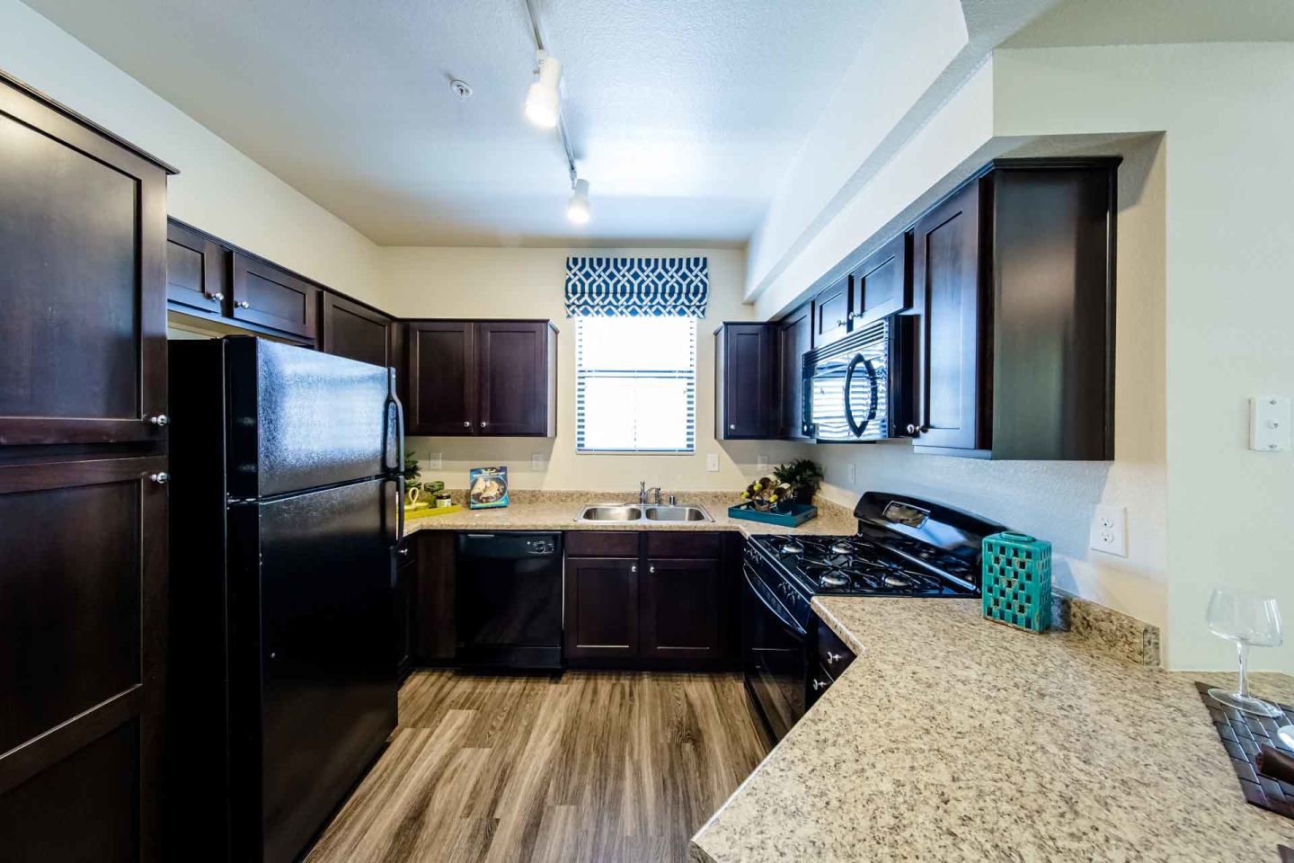 Chandler Apartment Homes Image 3