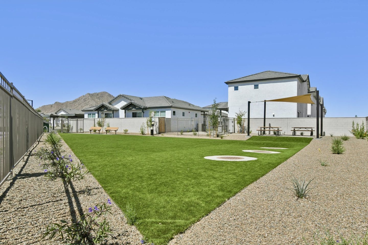 Pique Residences Image 26