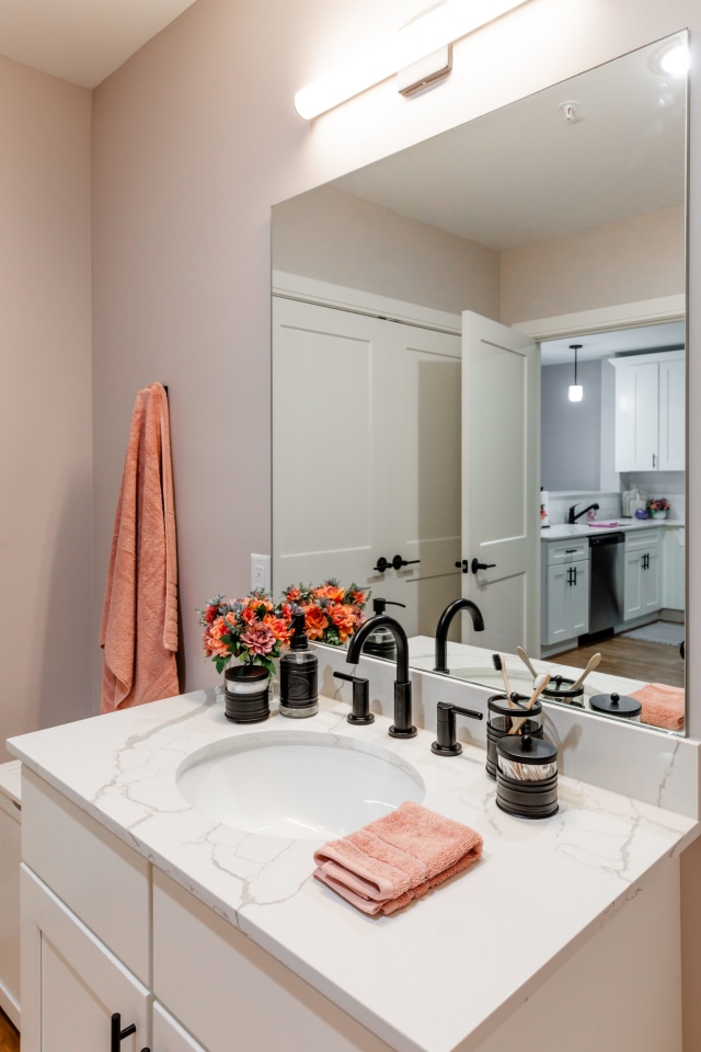 The Residence at 1000 Elm Image 30