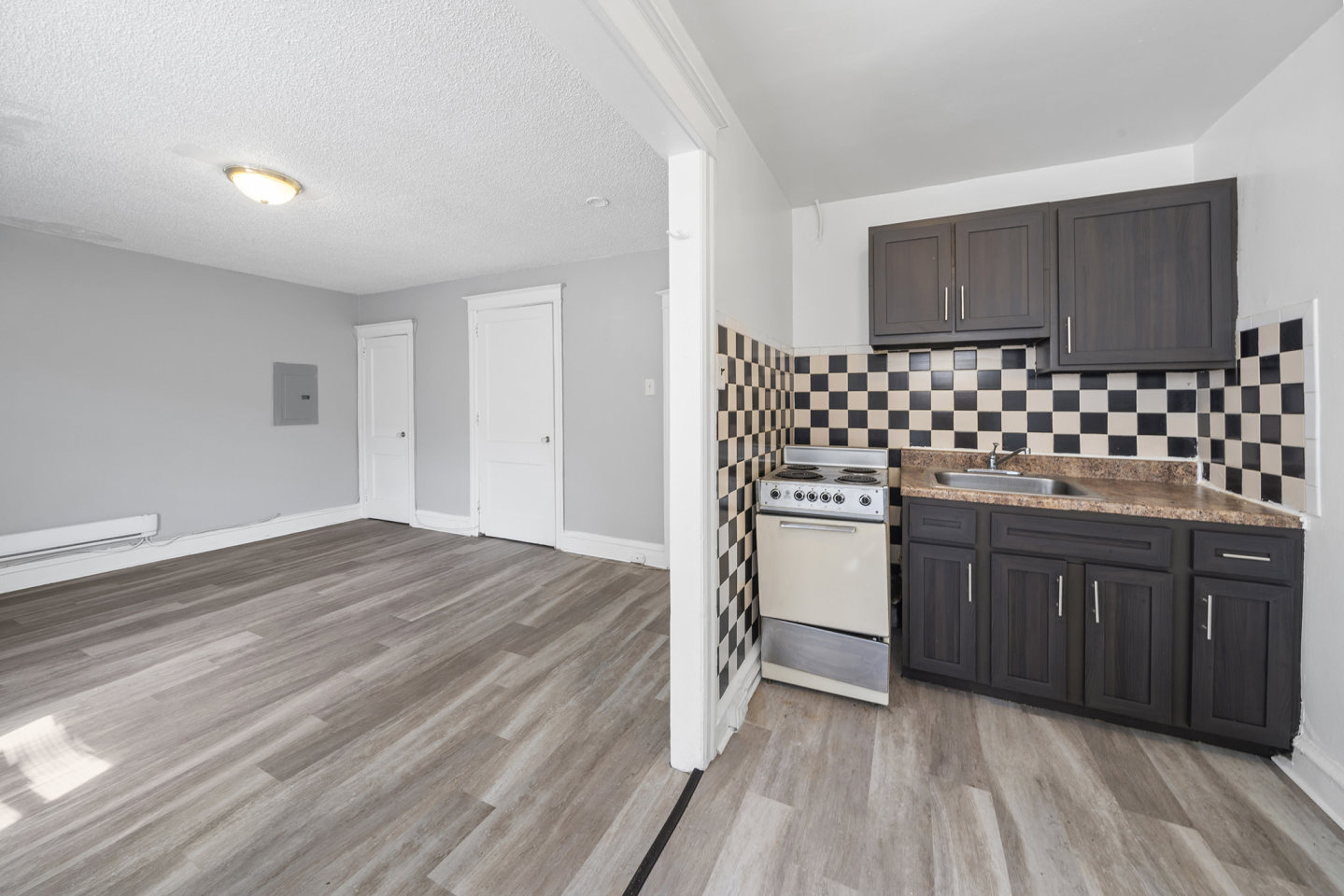 Avondale Apartments Image 12