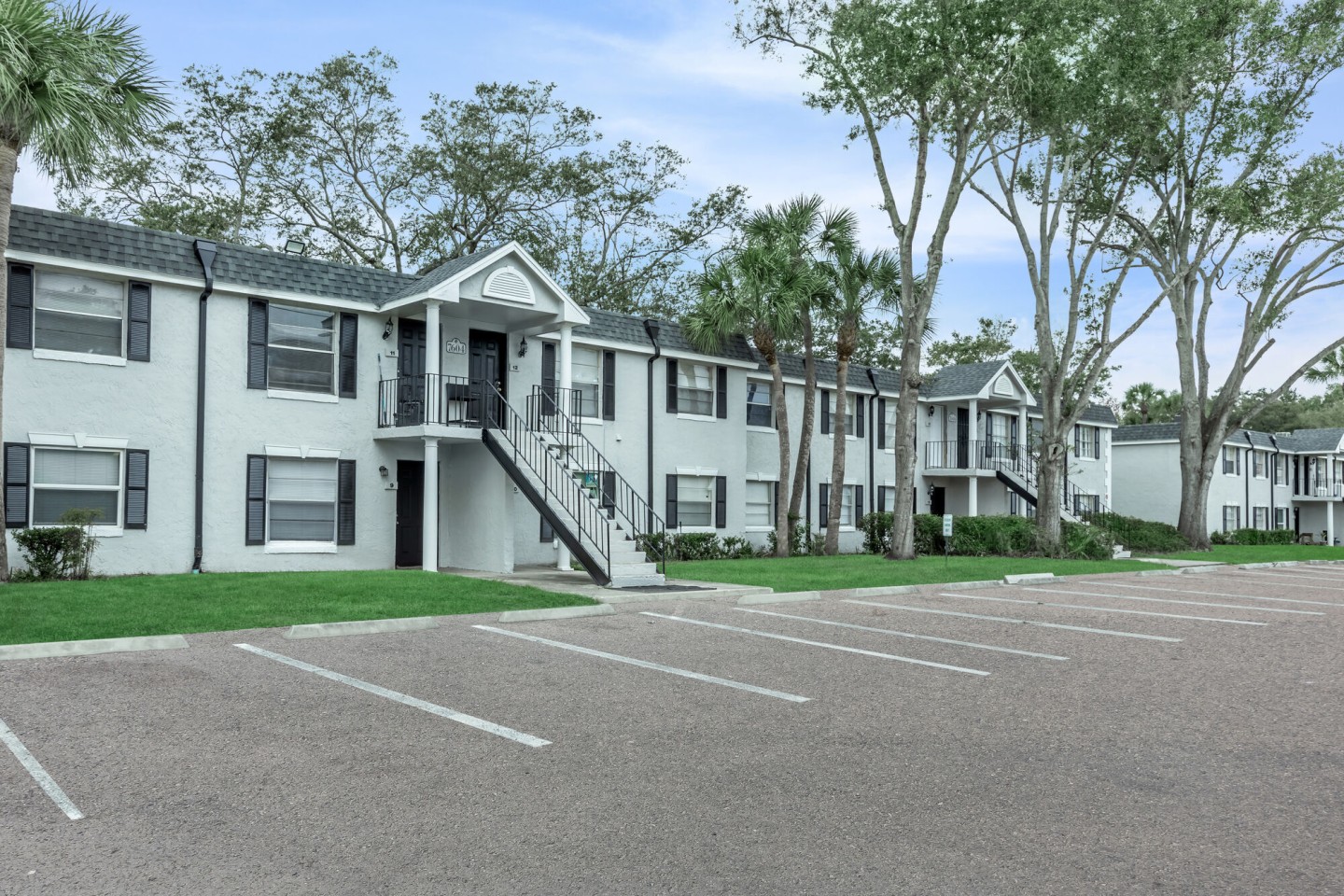 Magnolia Court Image 1