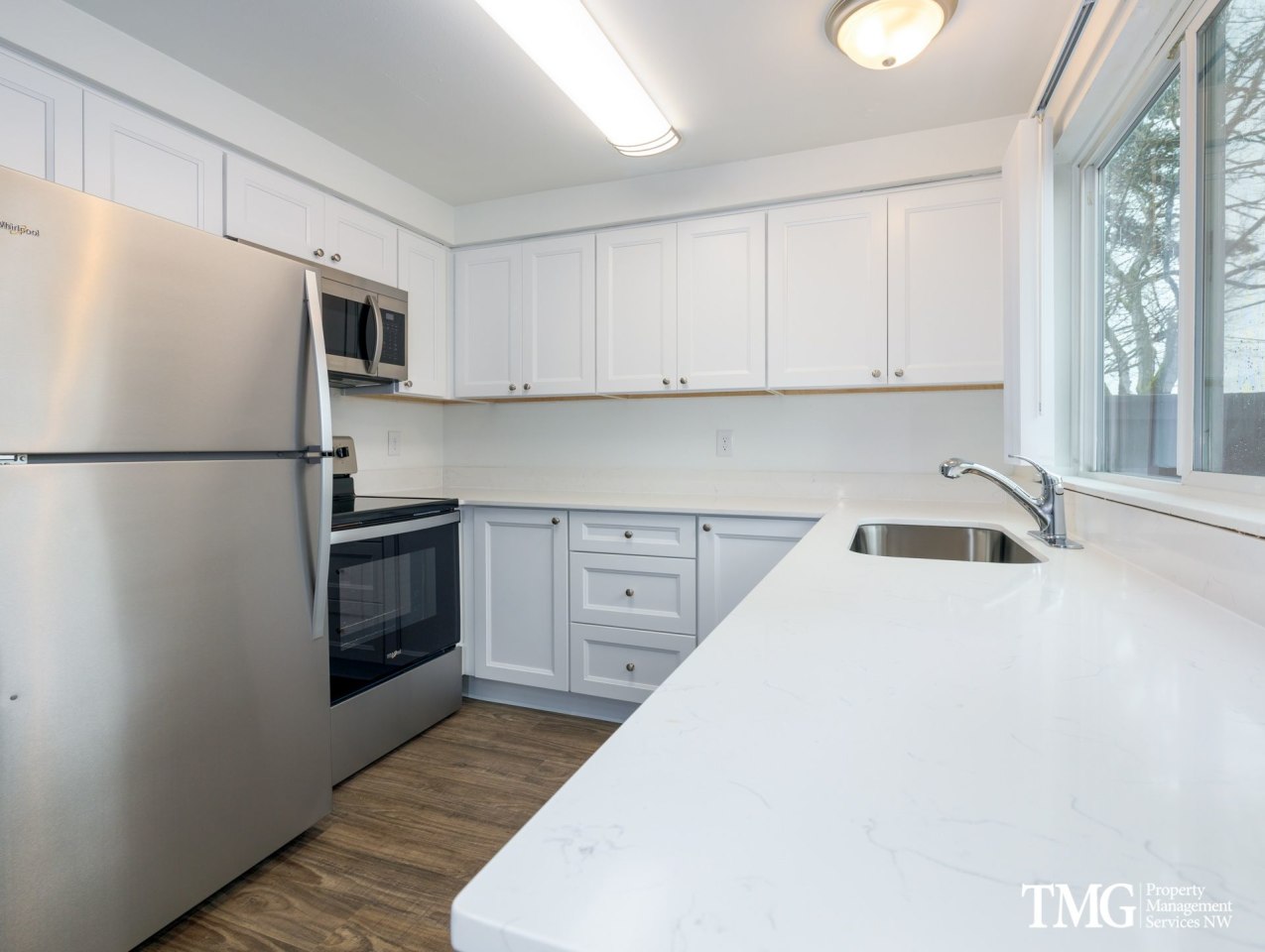 Pinewood Commons Apartments Image 8