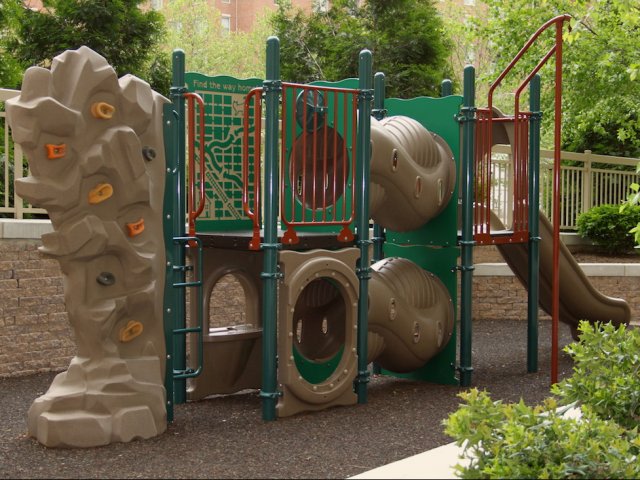 Quincy Plaza Image 26