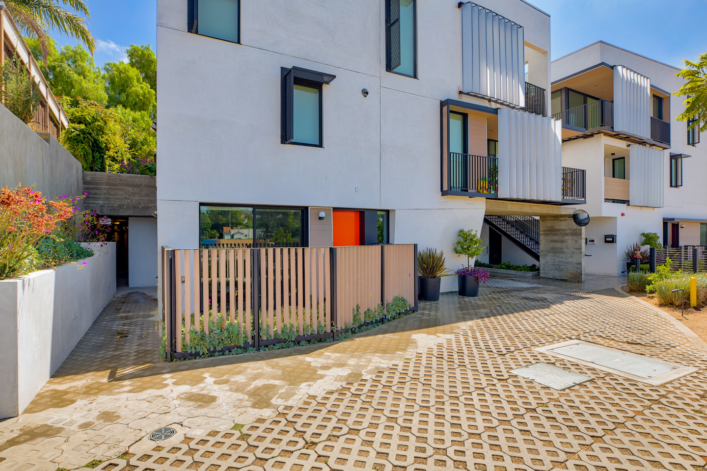 810 Ashland Image 7