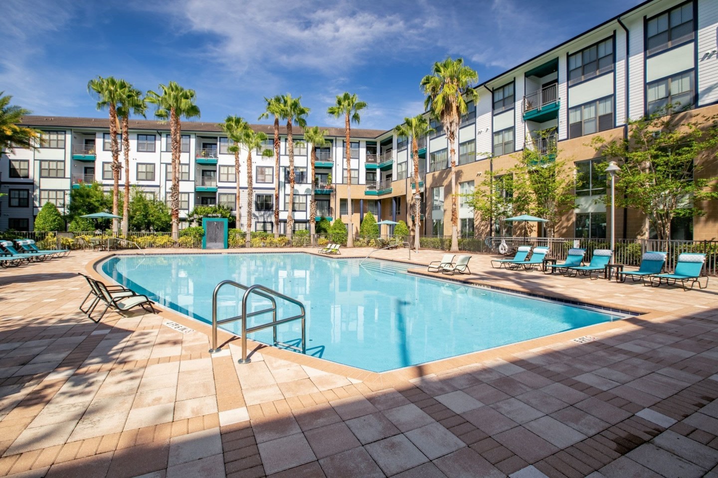 Millenia 700 Apartments Image 12