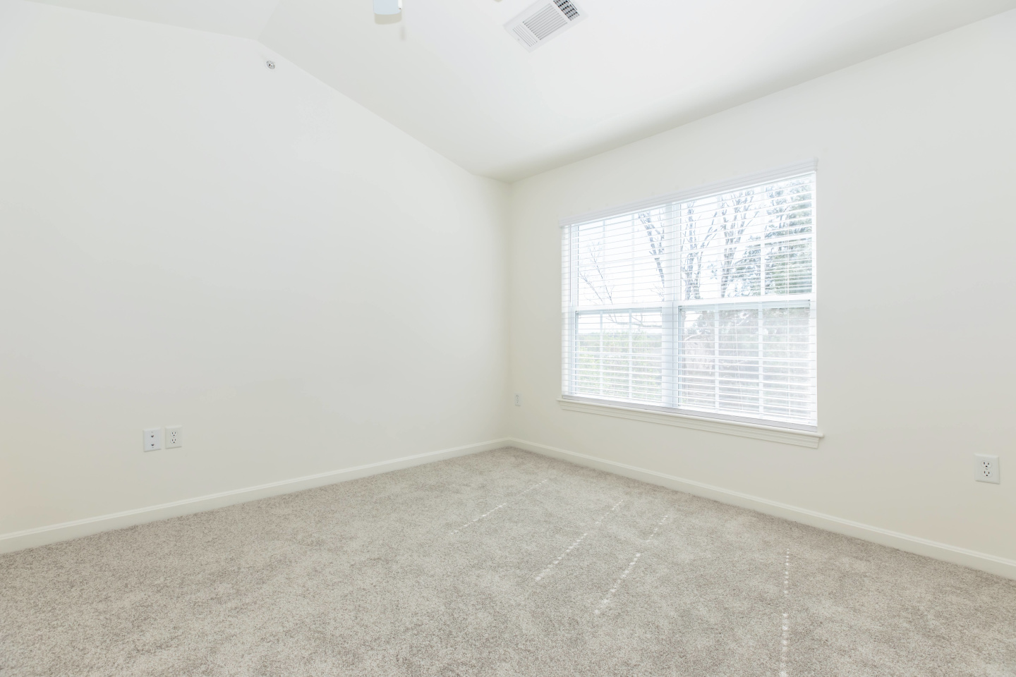 Huntington Townhomes Image 39
