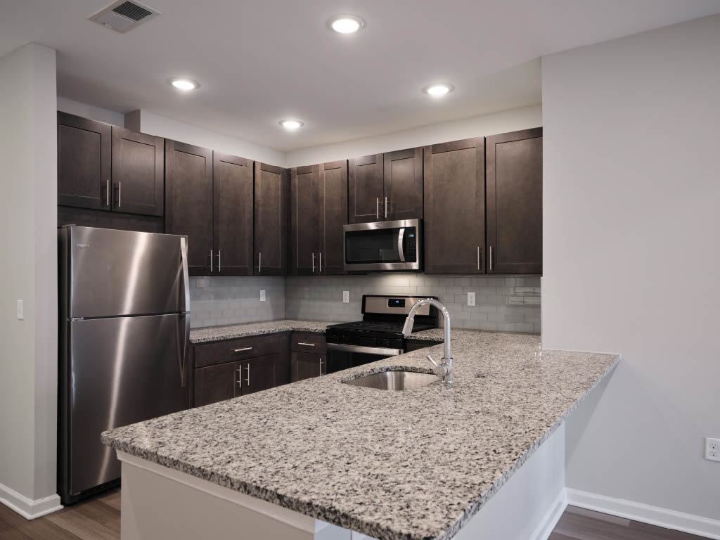 Pearl Pointe Apartments Image 19