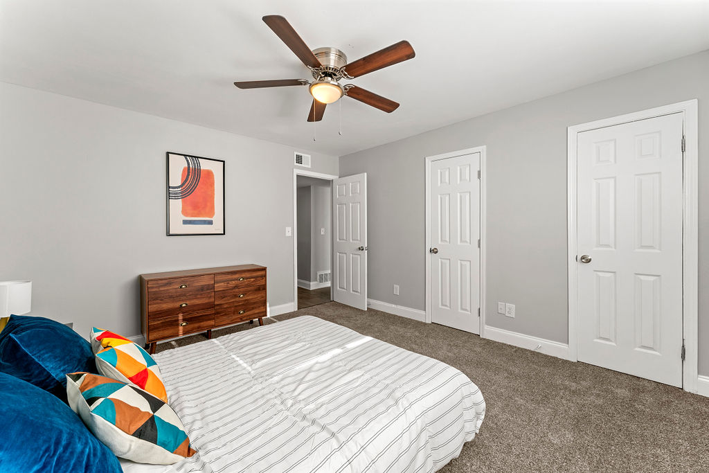 Balfour East Lake Image 31