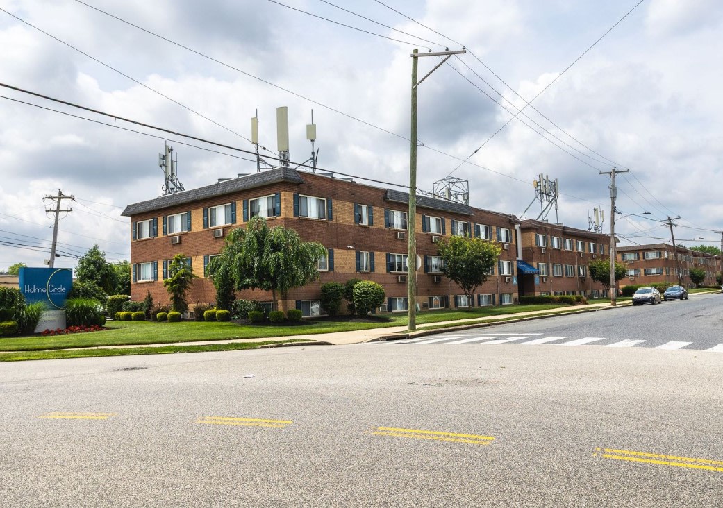 Holme Circle Apartments Image 15