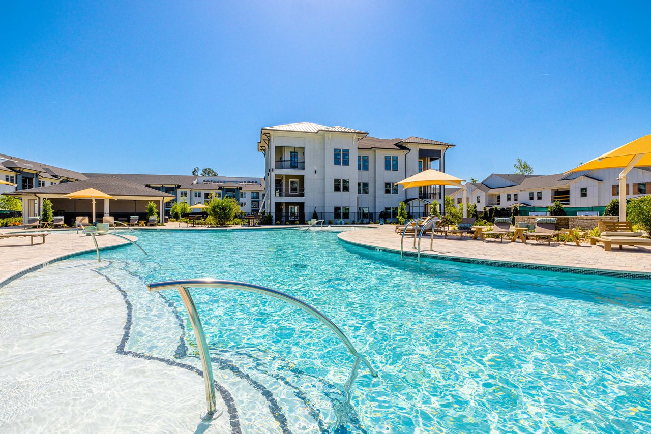 Botanic Luxury Apartments Image 1