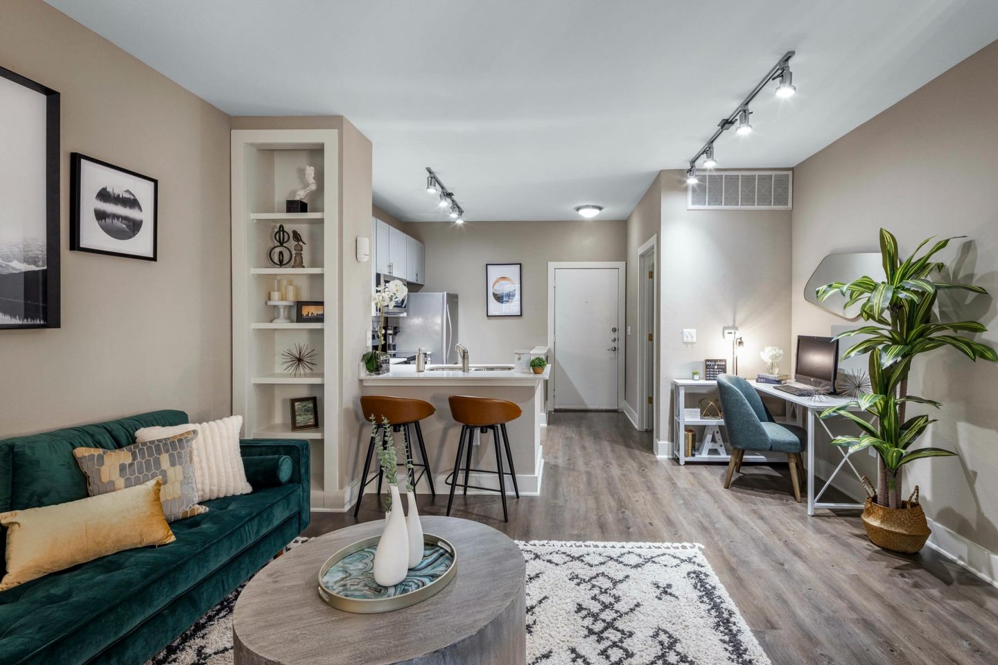 AMLI Eastside Image 10