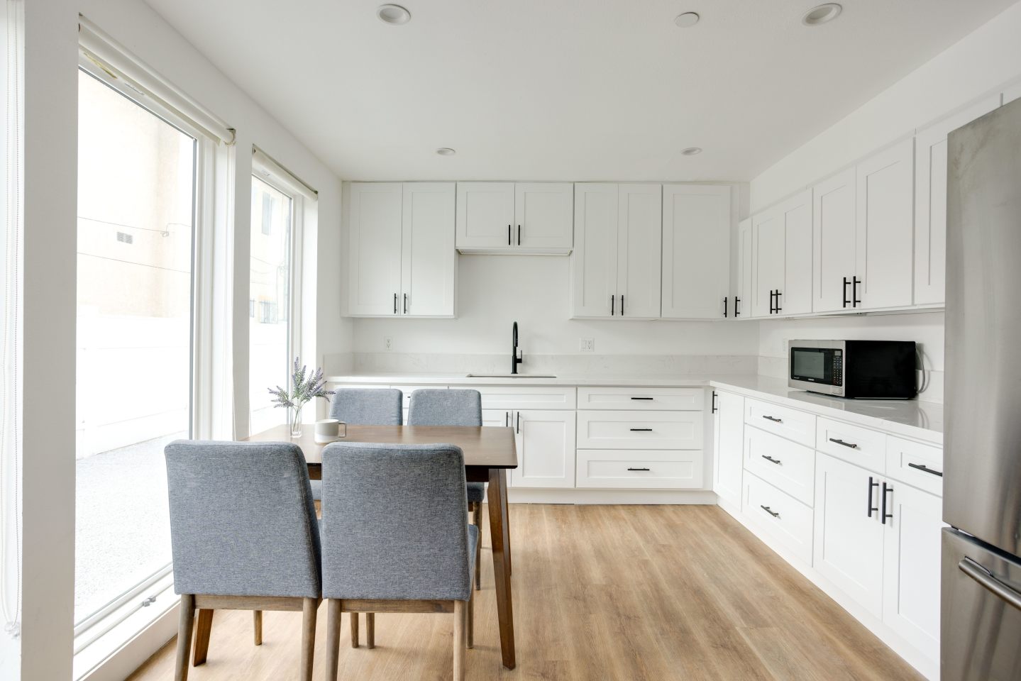 1620 W 35th Place - Co-Living Image 4