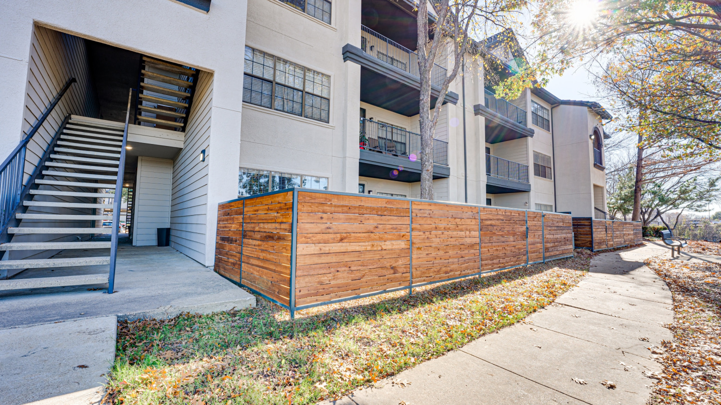 Carmel Creekside Image 18