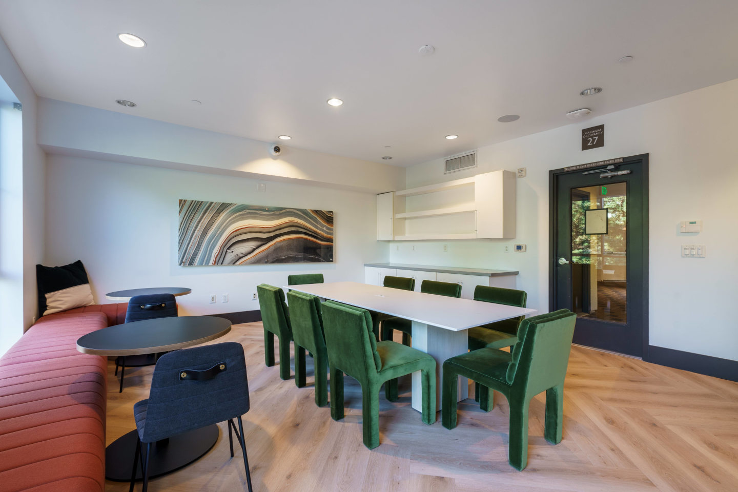 Mosaic Apartments Image 17