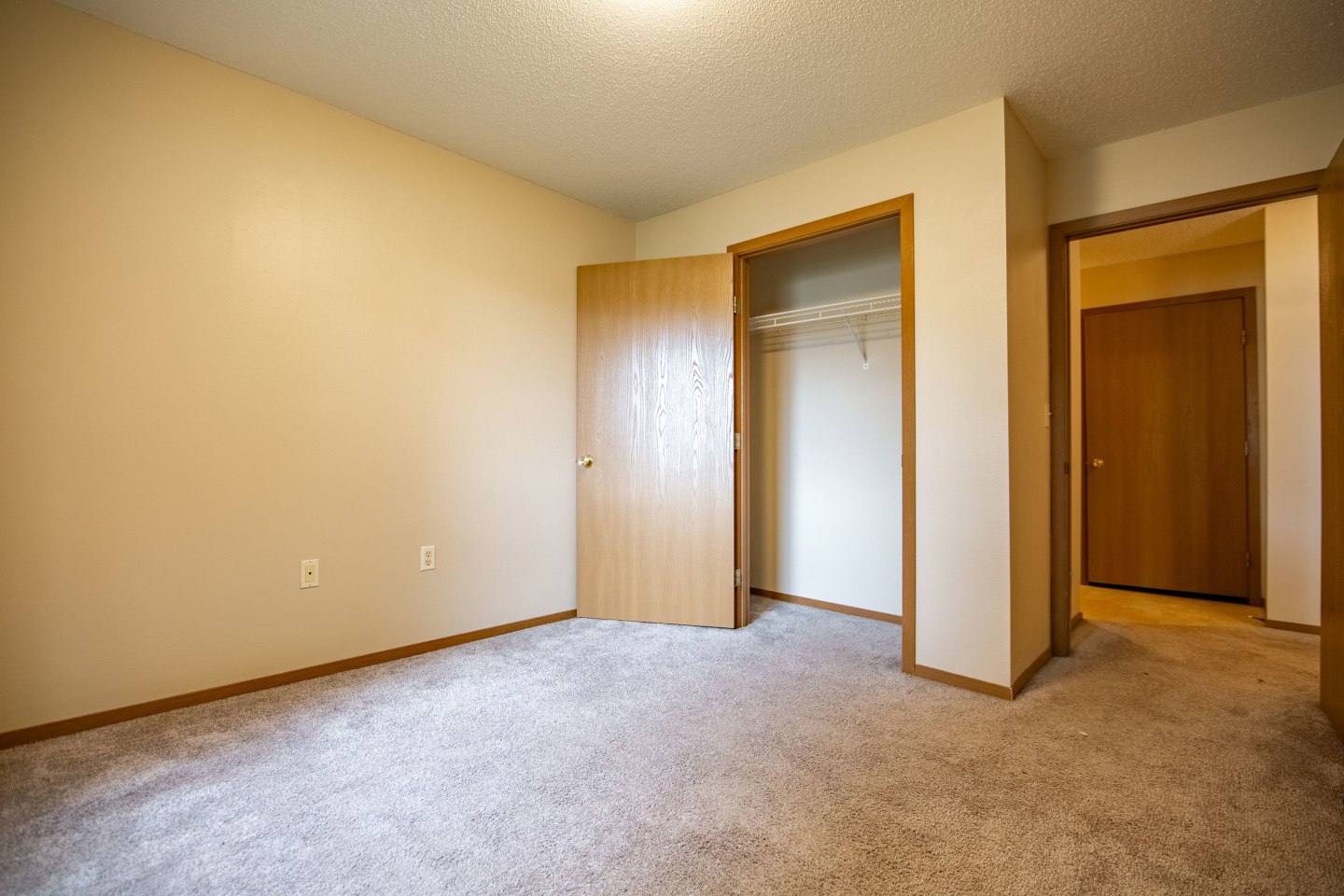 Turnpike Apartments Image 13