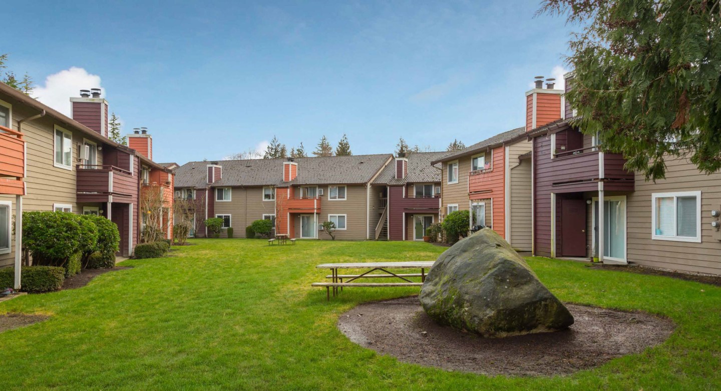 Quartz Creek Apartments Image 31
