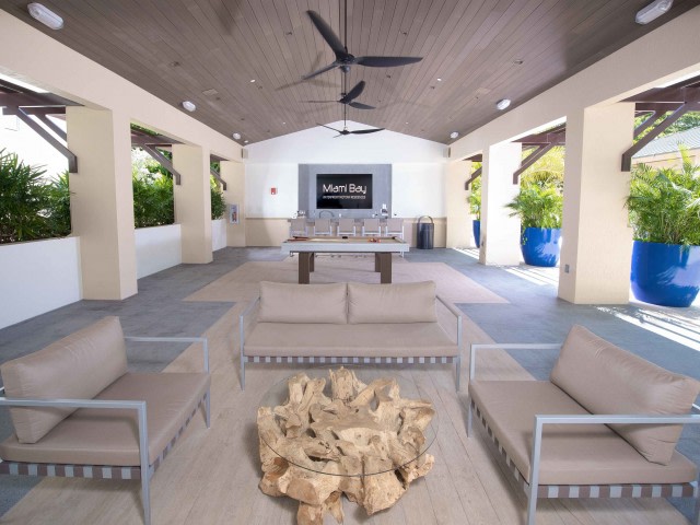 Miami Bay Waterfront Midtown Residences Image 7