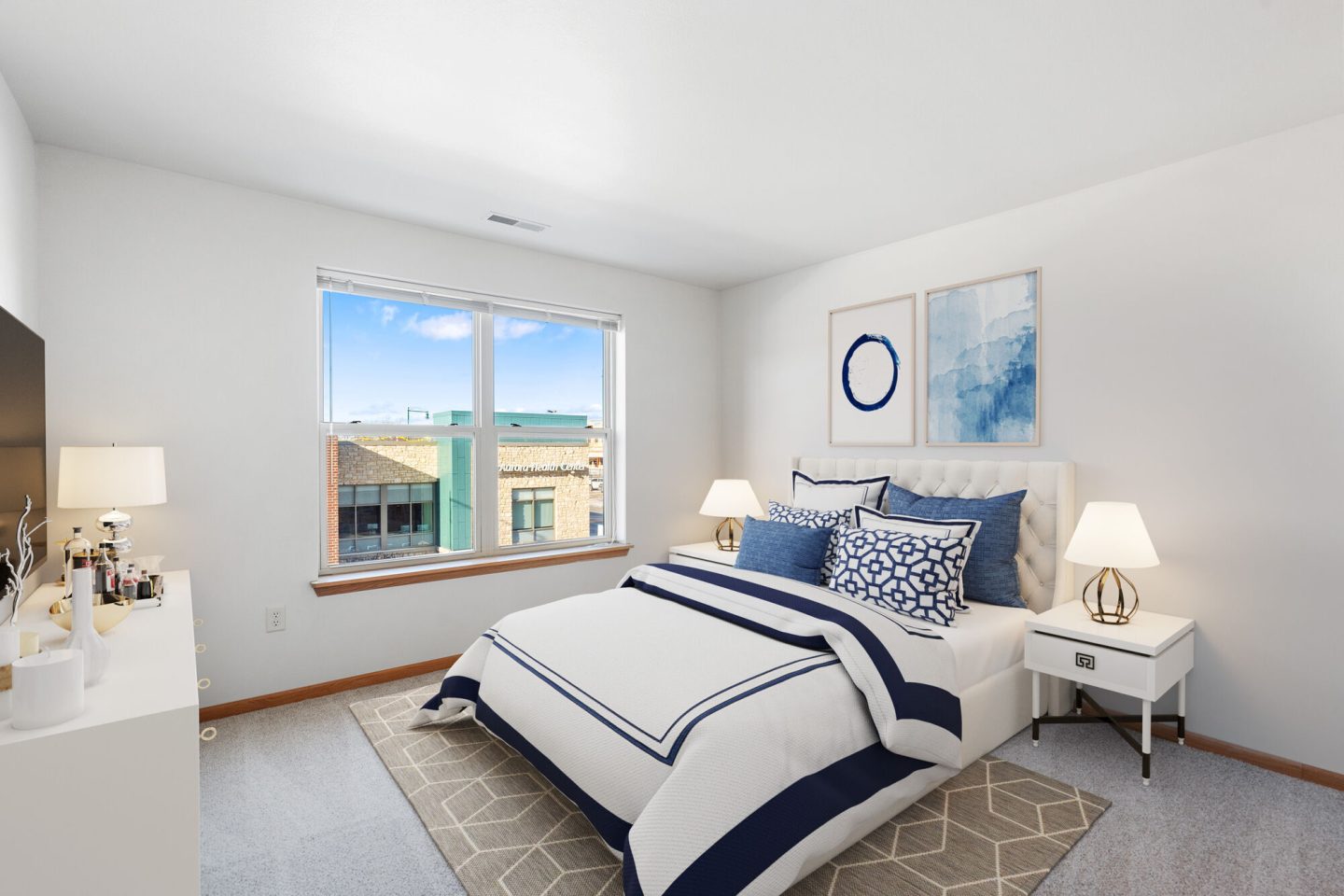 Six Points Apartments Image 8
