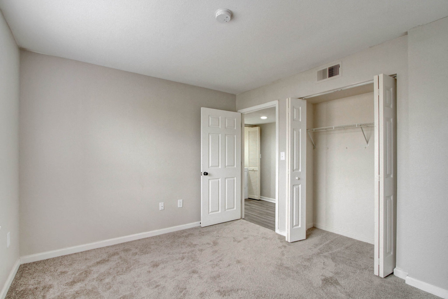 The Latitude Apartments Image 10