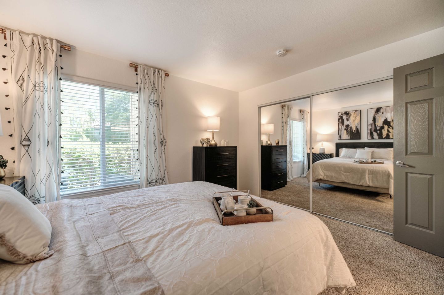 Harbor Oaks Apartment Homes Image 14