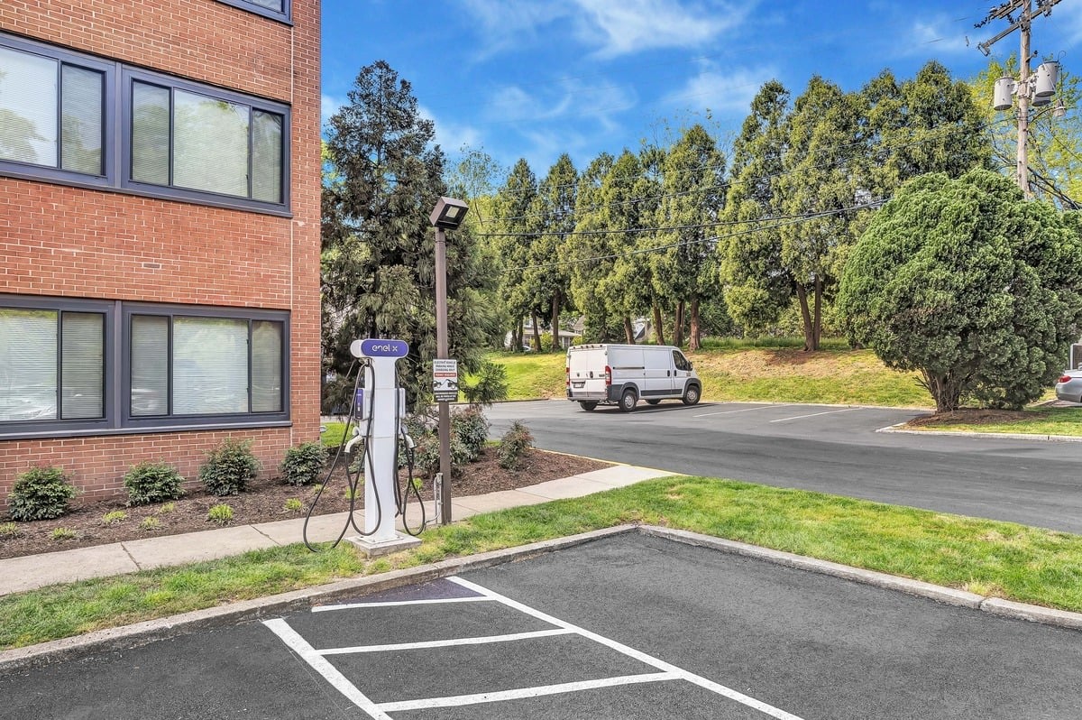 Parc View Apartments Image 13