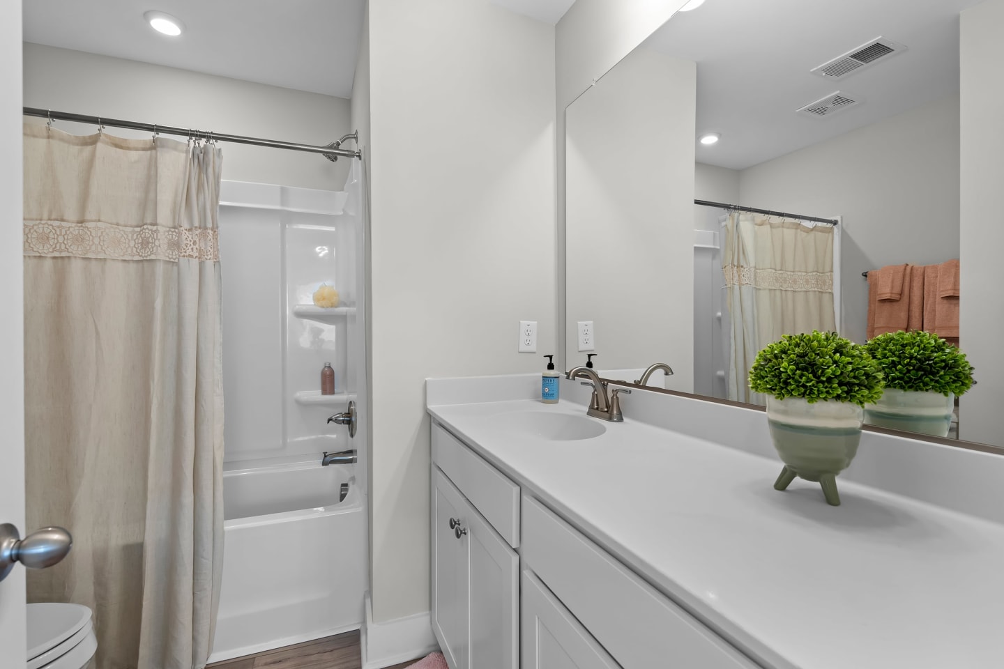 Chamberlain Pine Townhomes Image 35