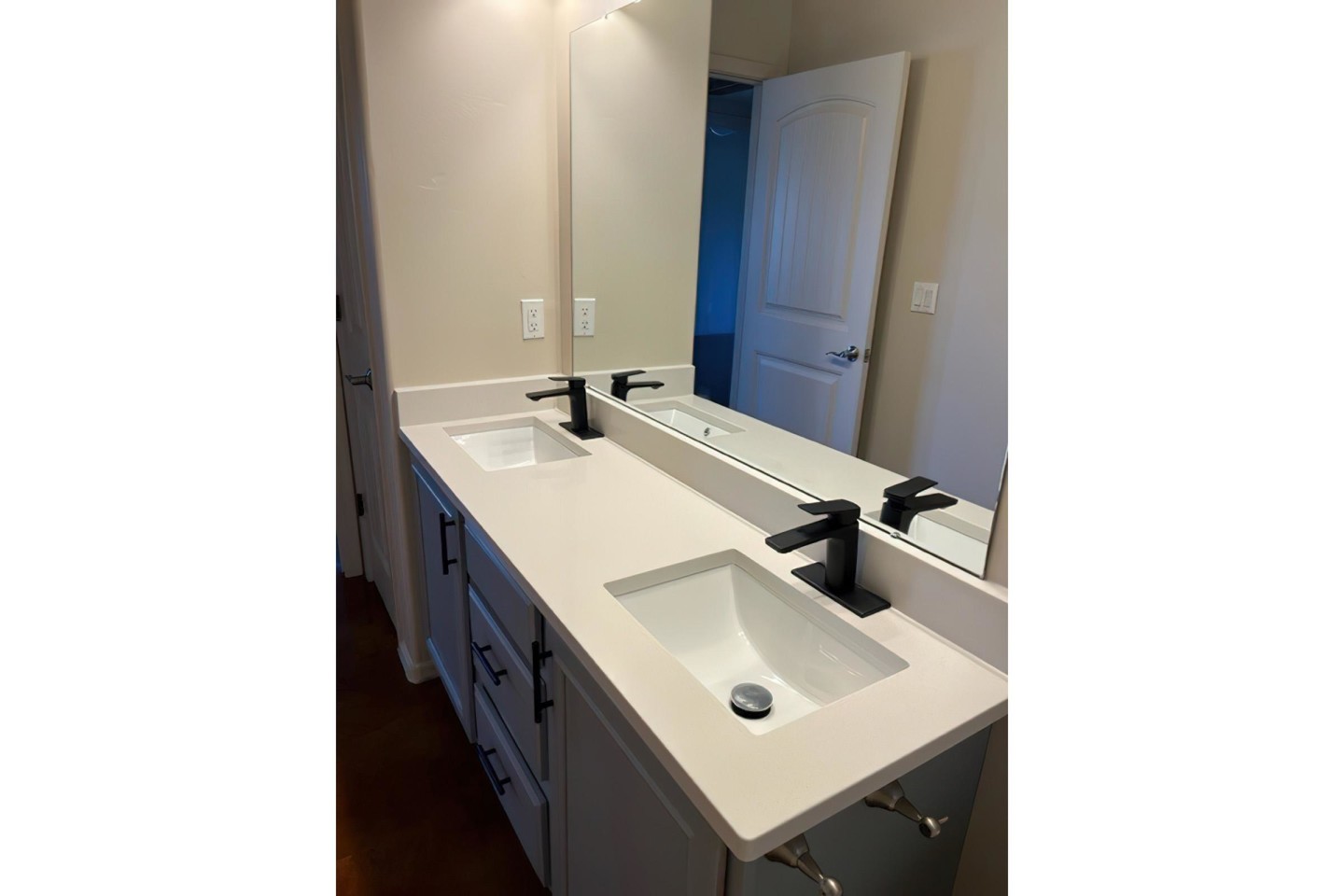 The Benedictine Townhomes - Student Housing Image 12