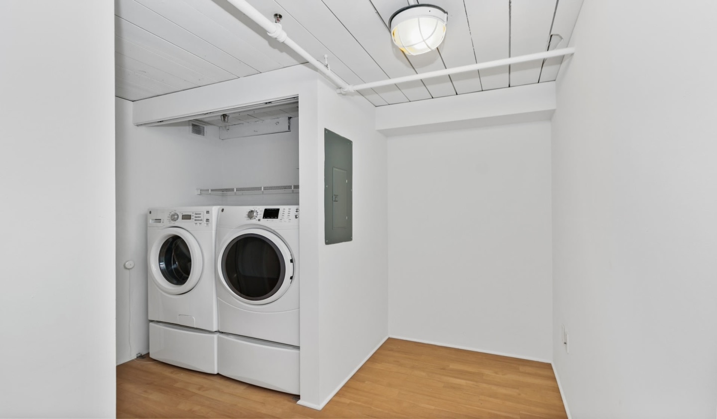 The Riverloft Apartment Homes Image 6