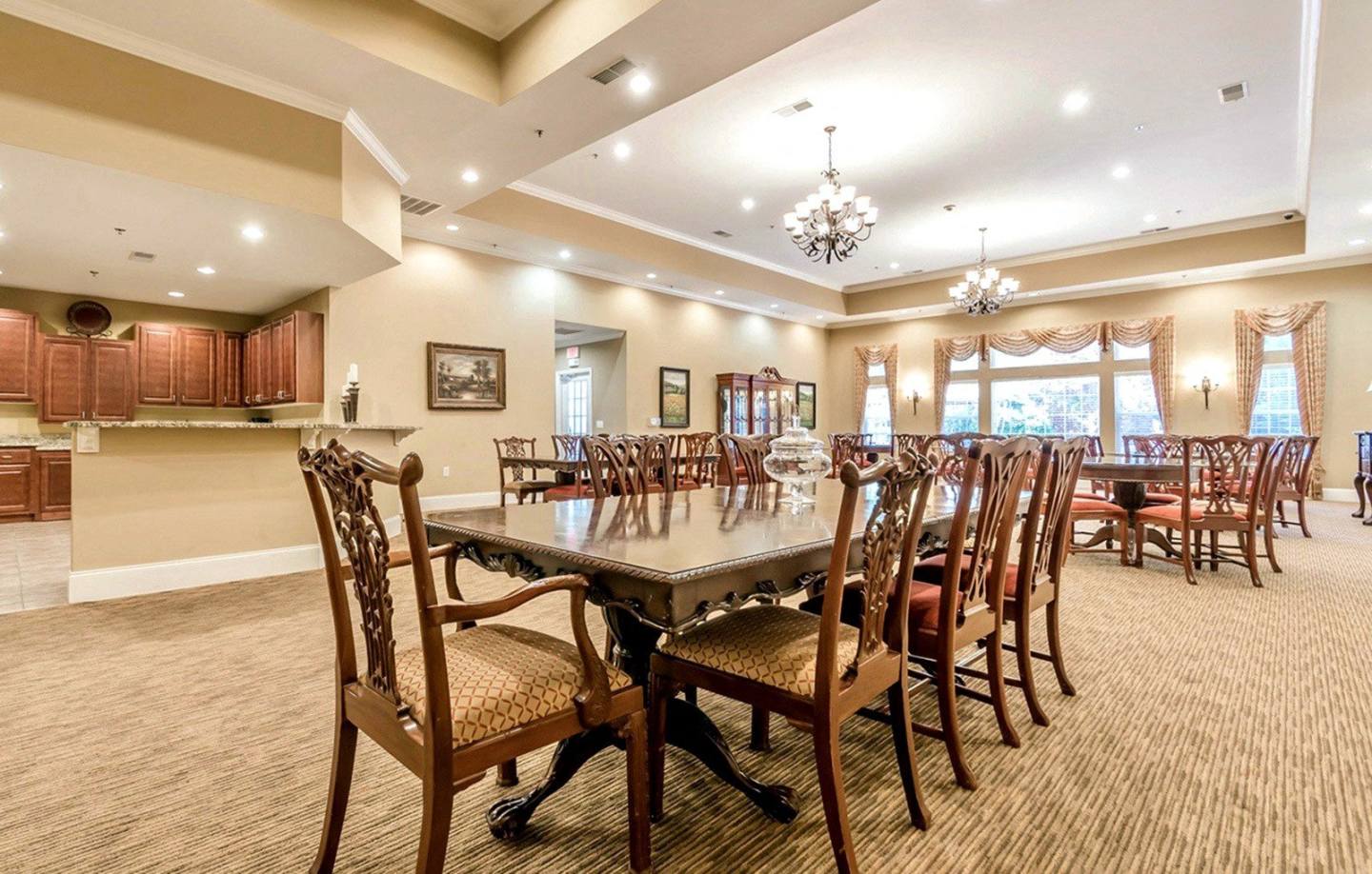 Parkland Manor - Senior & Affordable Housing Image 12