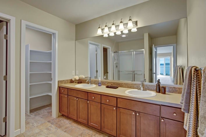 The Carillon Apartment Residences Image 77