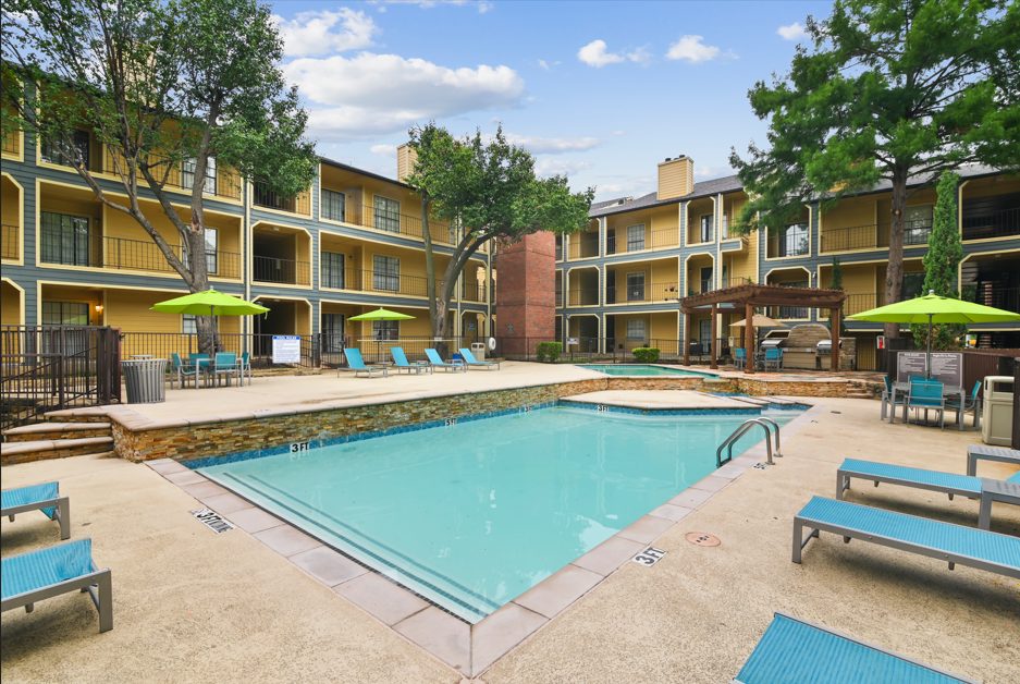 Forest Hills Apartments Image 14