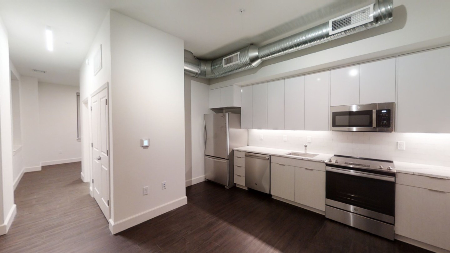 First National Apartments Image 11