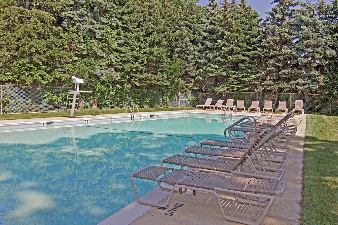 Hamlet West Image 11
