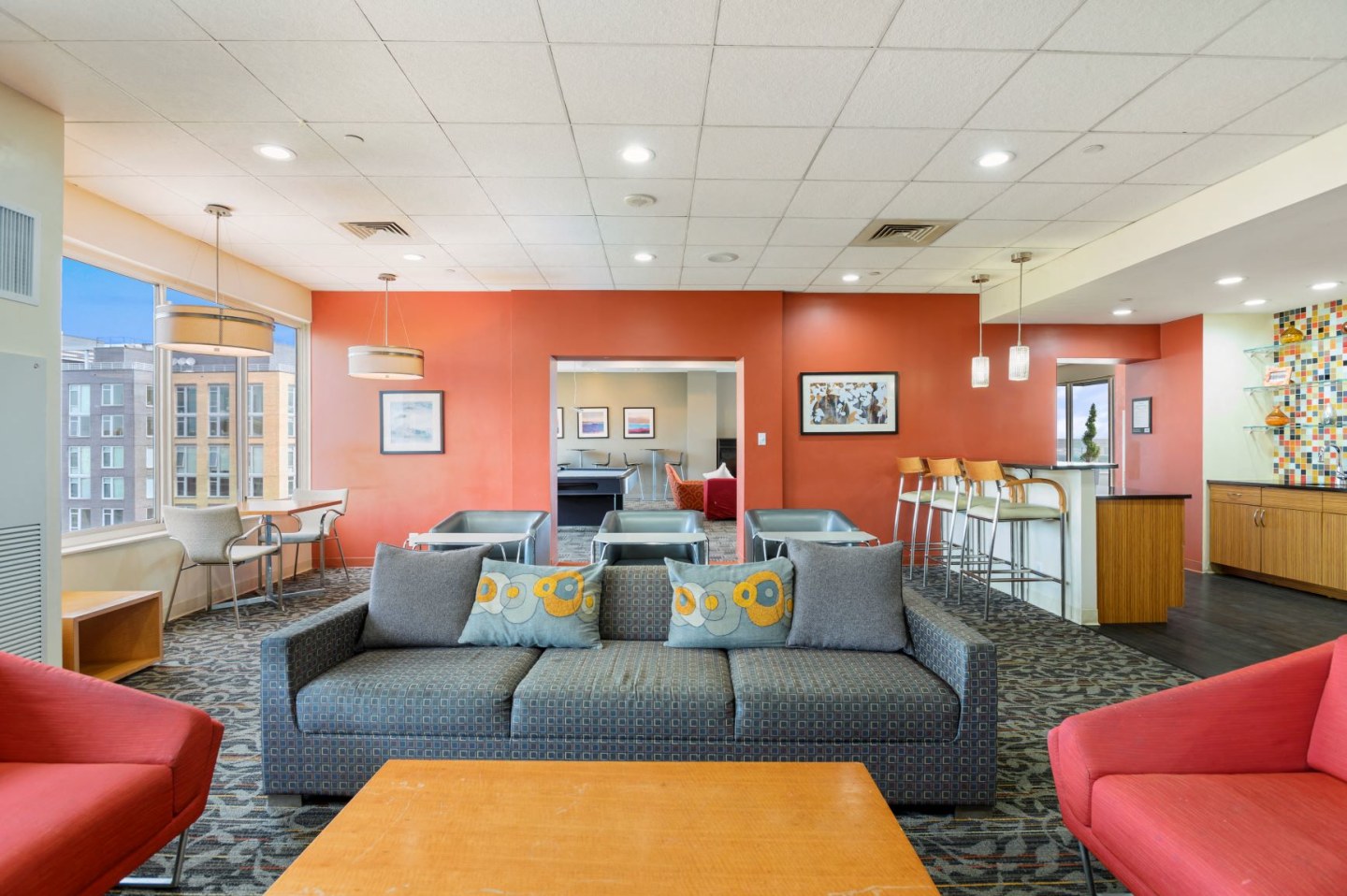 Lenox Club Image 32