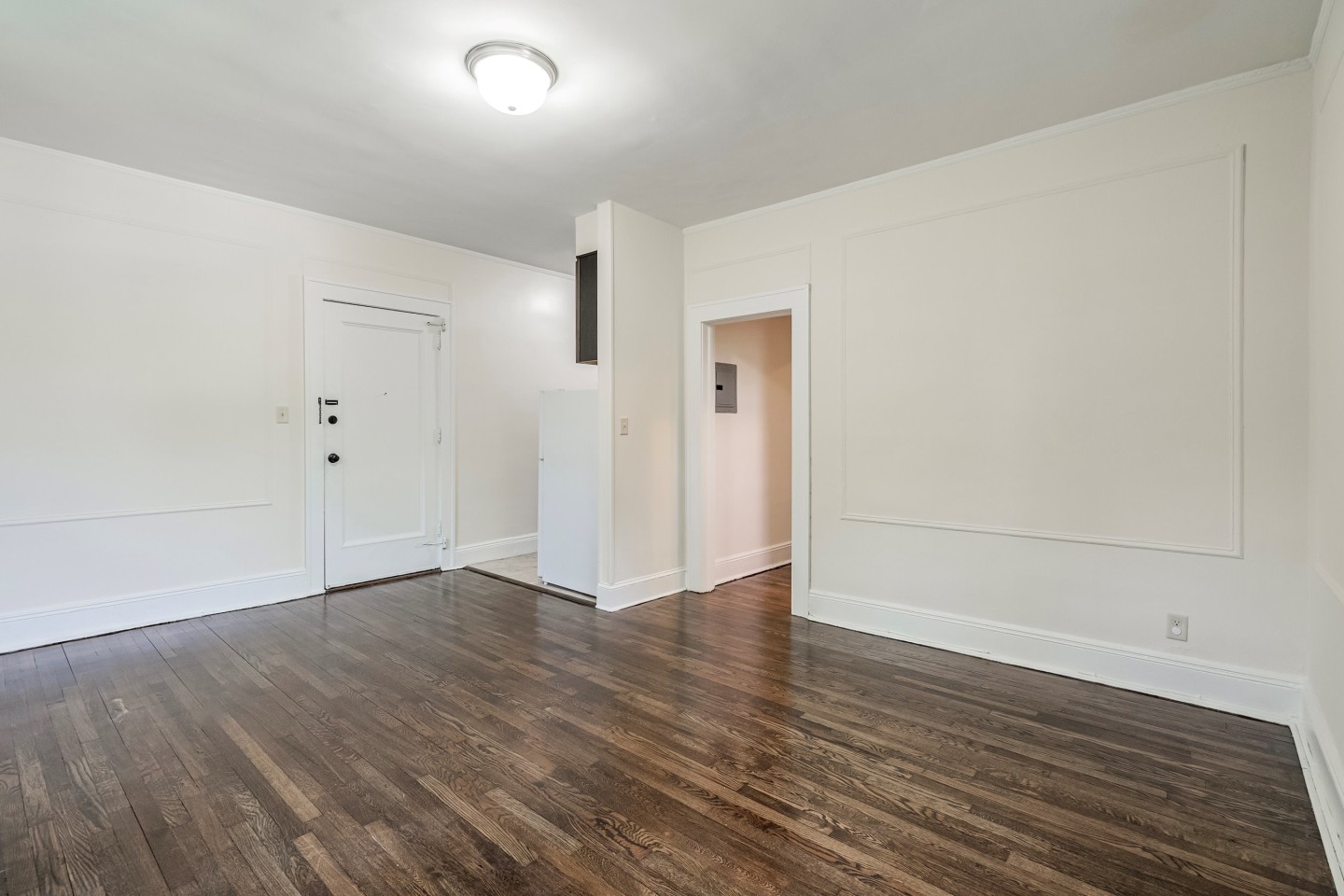 55 Monroe Place Apartments Image 3
