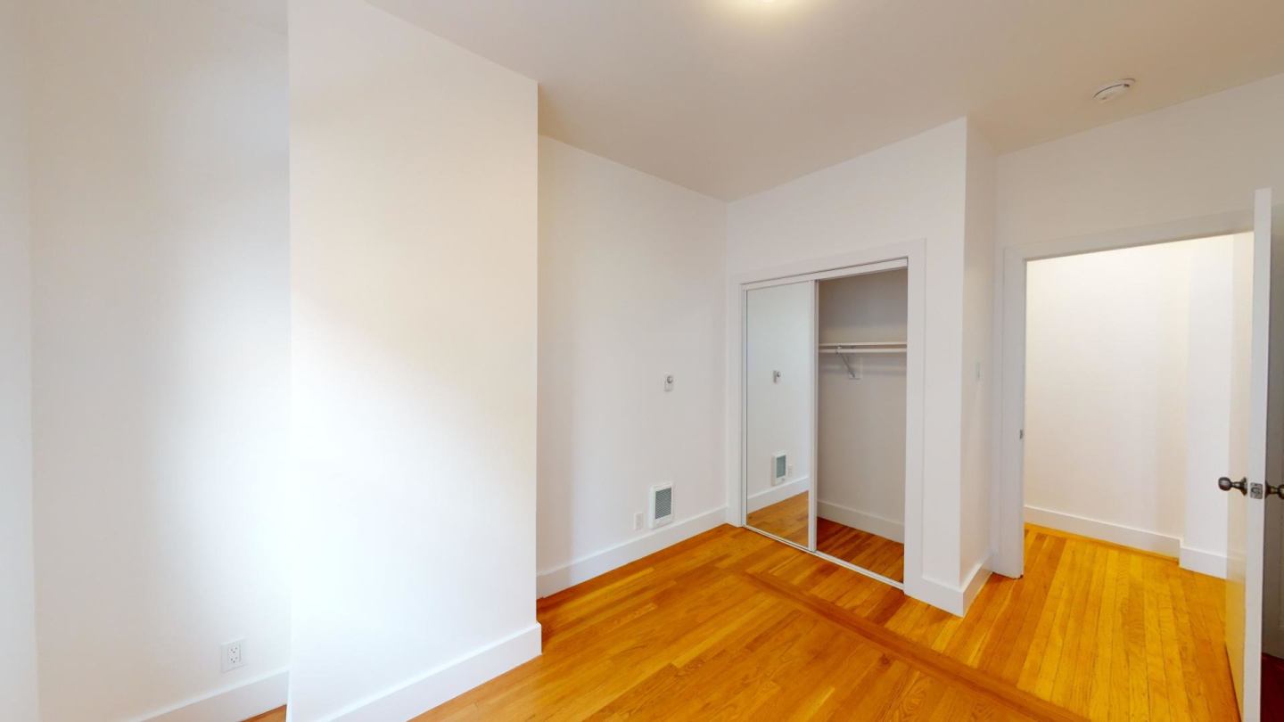 1801 Gough Image 19